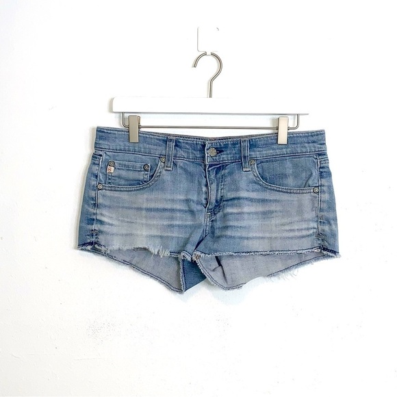 AG Adriano Goldschmied Daisy Super Low-Rise Short in light wash size 29 - Picture 1 of 13